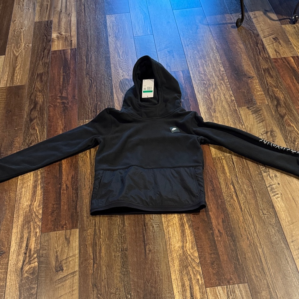 Nike XL Boys Therma Fit Pullover